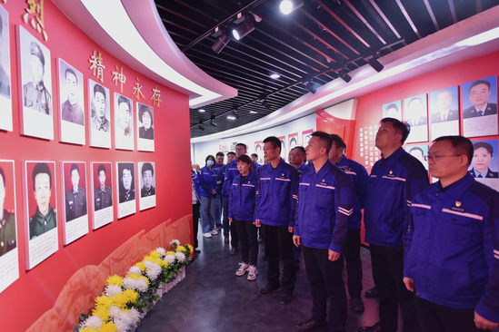 济南地铁9号线项目开展党建联建活动 (2).jpg