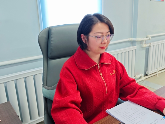 杨澜-摄影:李青林 (1).jpg