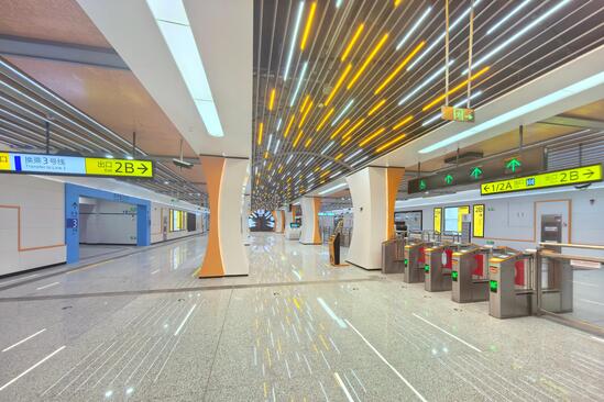 轨道交通4号线西延伸段嘉州路站换乘大厅--景军摄 (3)(1).jpg